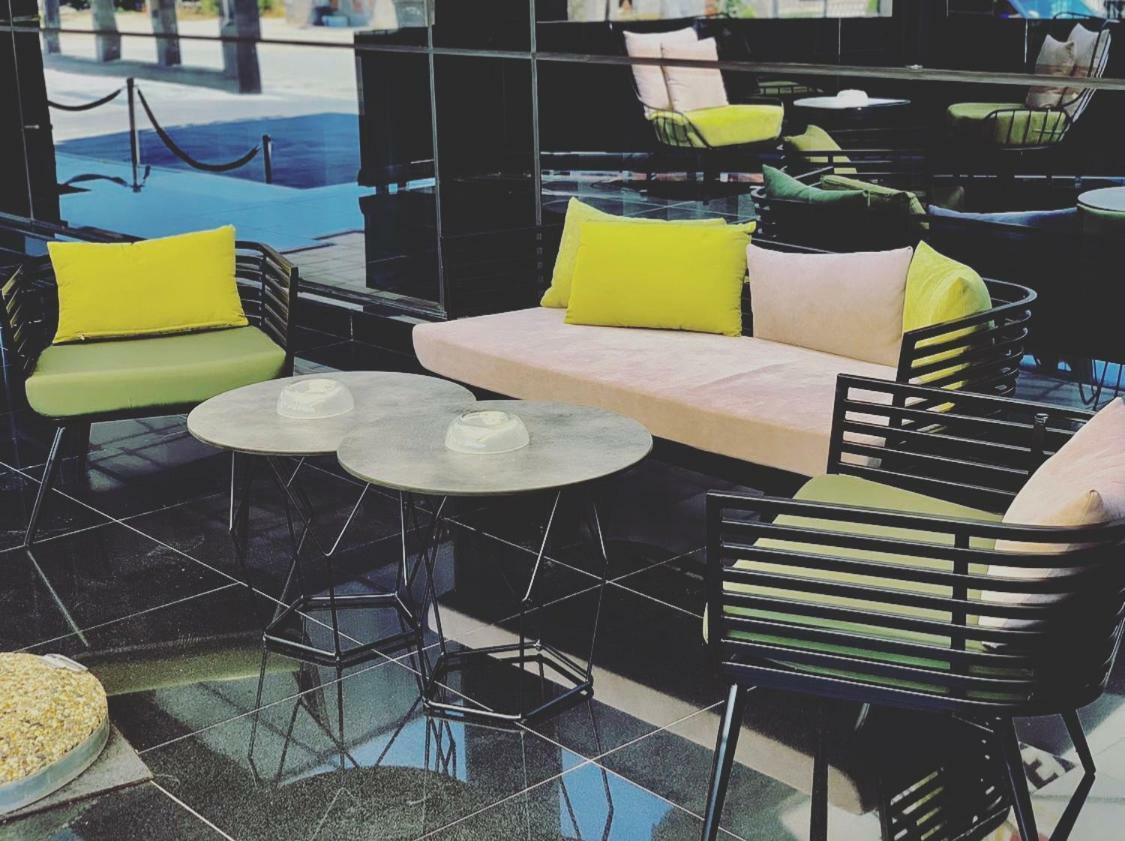 Paint It Black Hotel & Spa Gevgelija Extérieur photo