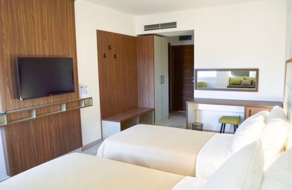 Paint It Black Hotel & Spa Gevgelija Extérieur photo