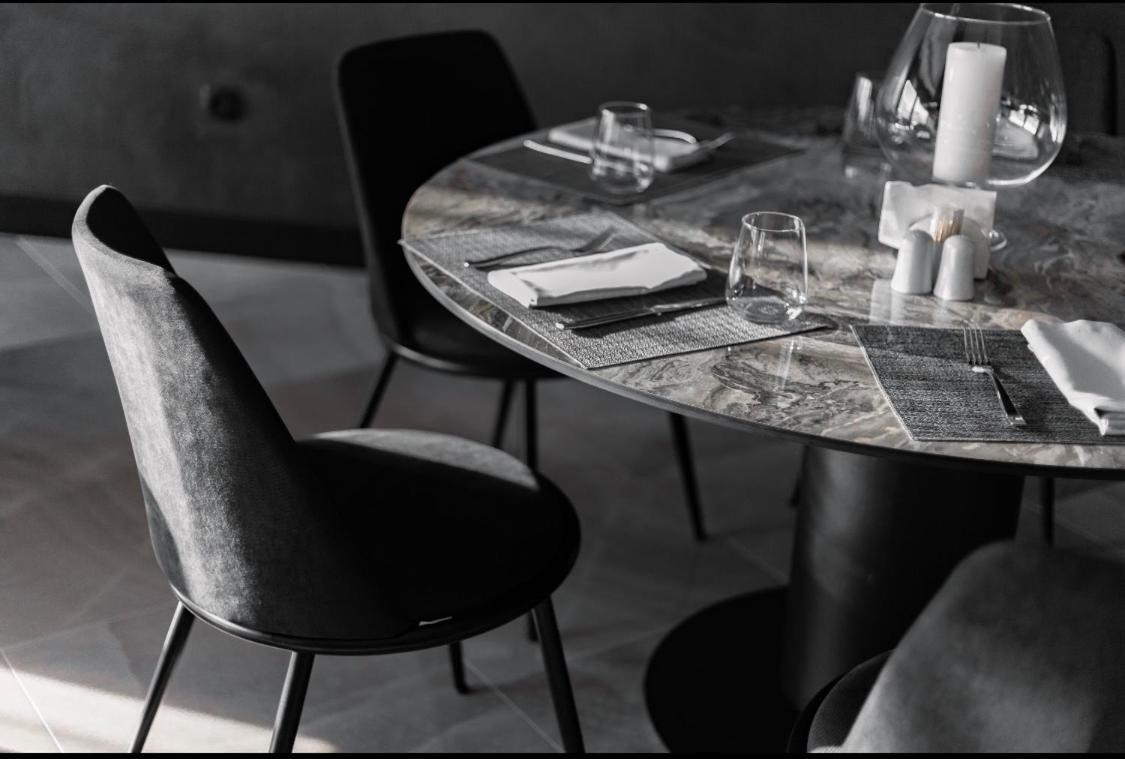 Paint It Black Hotel & Spa Gevgelija Extérieur photo