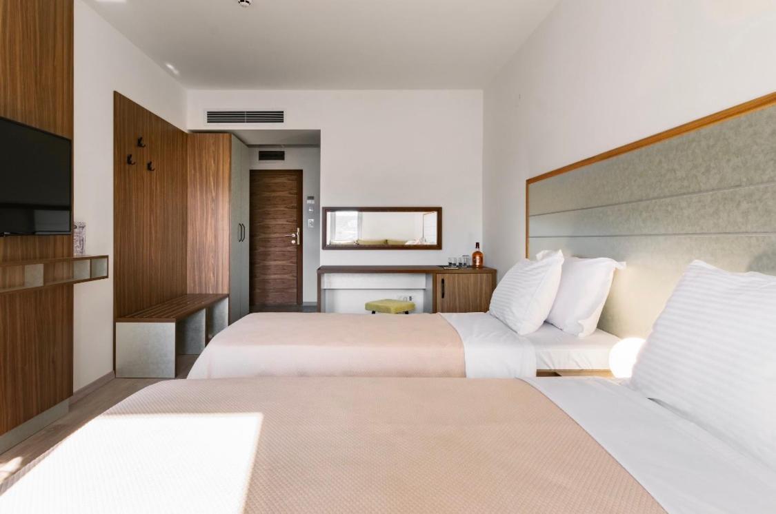 Paint It Black Hotel & Spa Gevgelija Extérieur photo